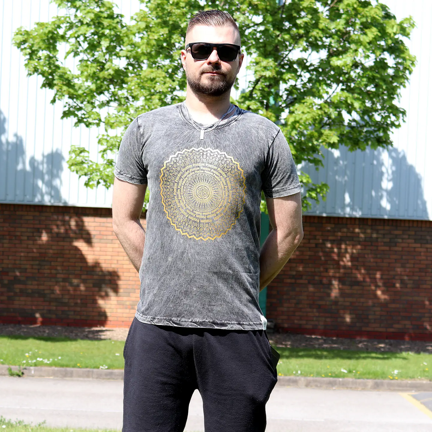 T-shirt Nomad Sari Efeito Lavagem - Mandala - Cinzento Escuro 5