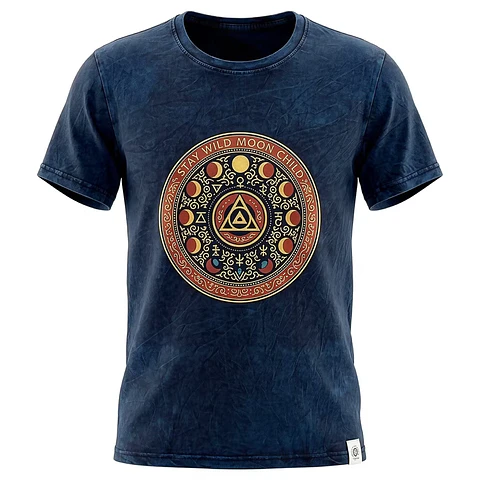 T-shirt Nomad Sari Efeito Lavagem - Stay Wild, Moon Child - Azul