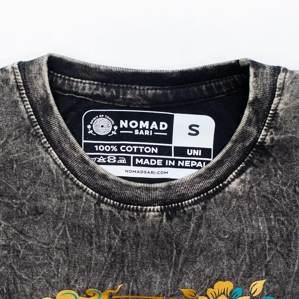 T-shirt Nomad Sari Efeito Lavagem - Bússola da Vida - Grafite 4