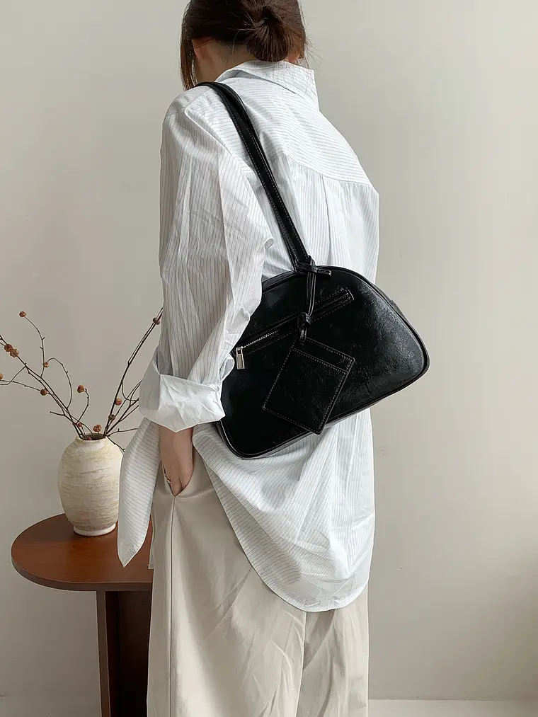 Bolso Bowling 'Arco' con Cartera Colgante - Estilo Retro Urbano & Funcional 3