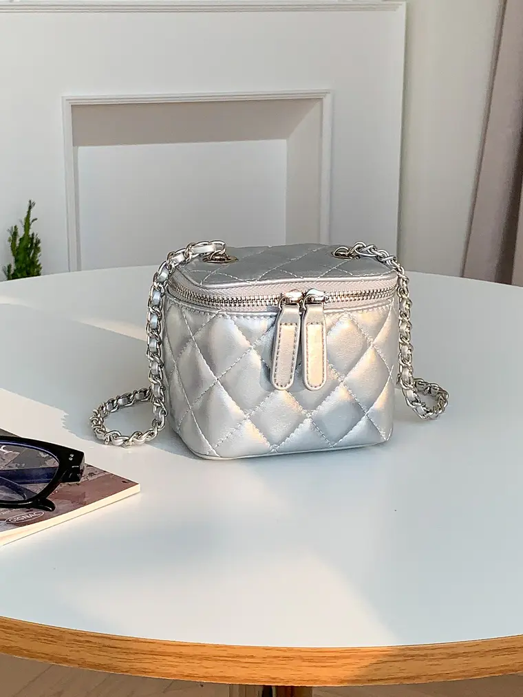 Mini Bolso Caja Acolchado con Cadena — Diseño Rombo, Estilo Clásico 2