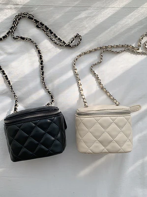 Mini Bolso Caja Acolchado con Cadena — Diseño Rombo, Estilo Clásico