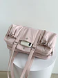 Bolso Boston de Nylon con Bolsillos Laterales Fruncidos — Estilo Urbano Funcional - Miniatura 10