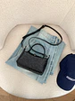 Mini Bolso con Lentejuelas, Asa Superior y Correa Cruzada Ajustable — Destellos para el Día a Día - Miniatura 8