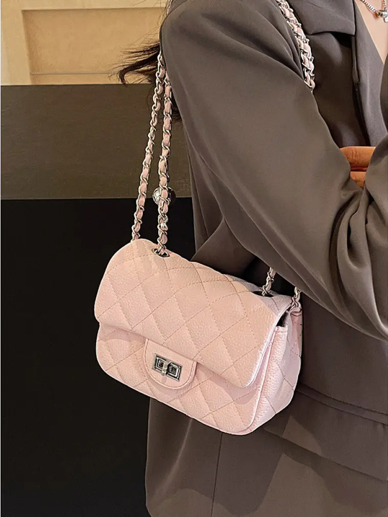 Bolso bandolera acolchado con diseño romboidal — Estilo urbano minimalista 6