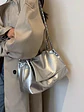 Bolso de hombro con cadena — estilo urbano metalizado - Miniatura 8
