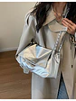 Bolso de hombro con cadena — estilo urbano metalizado - Miniatura 9