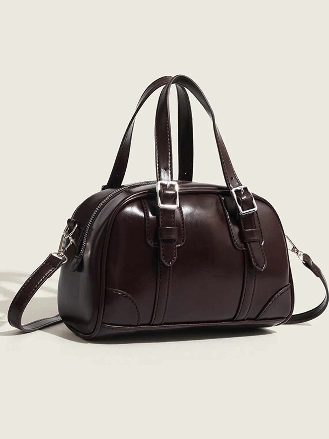 Bolso de mano tipo cápsula con hebillas plateadas y costuras decorativas — estilo retro coreano 10