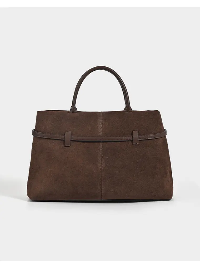 Bolso tote de gamuza con cinturón decorativo y asa tubular — volumen generoso, estilo sobrio 3