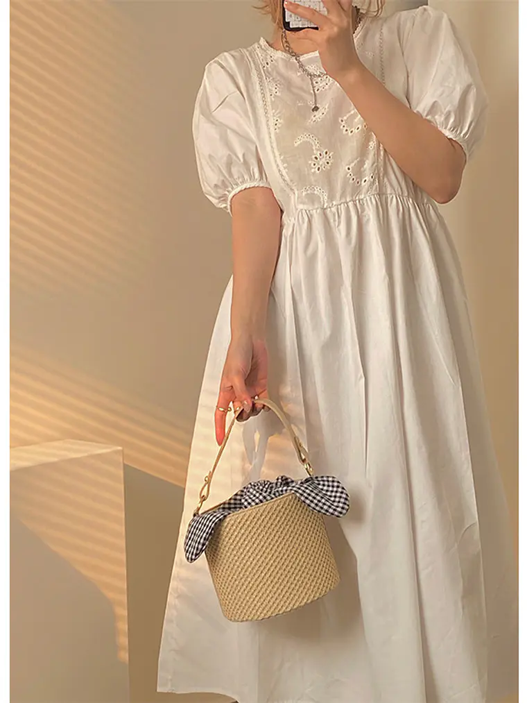 Bolso cubo de paja trenzada con asa de cuero y lazo escocés — estilo veraniego 5