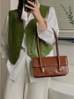 Bolso de hombro con solapa y cuero sintético con acabado tipo cera — estilo urbano clásico - Miniatura 1
