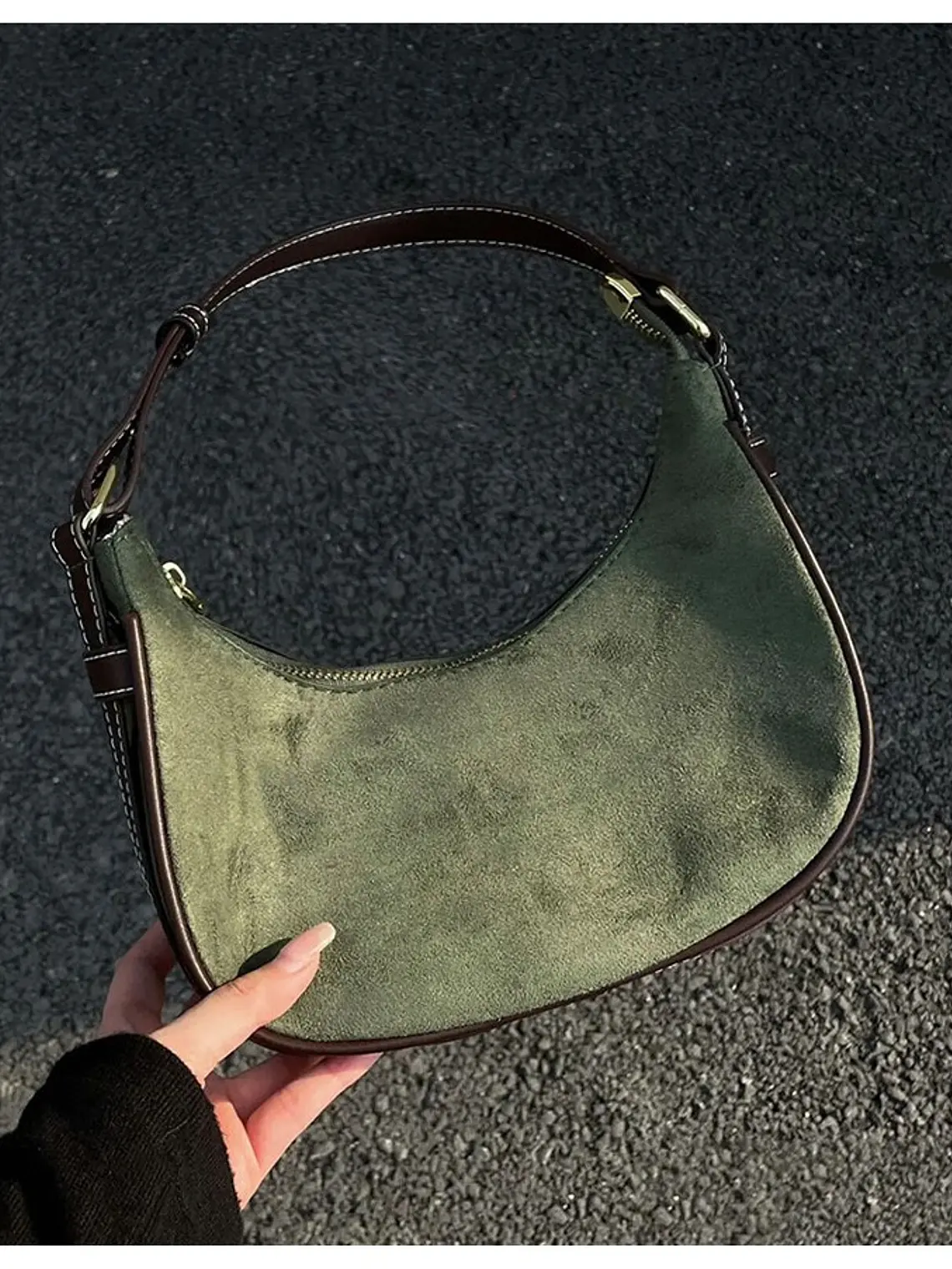 Bolso Media Luna de Ante Sintético — Estilo Vintage Casual 4