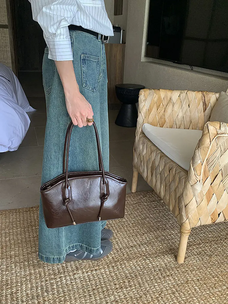 Bolso de Hombro Rectangular · Asas Largas con Nudo · Estilo Urbano Minimalista 8