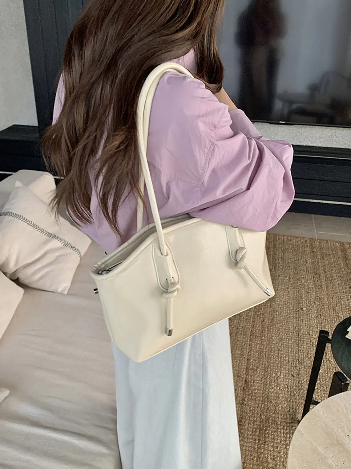 Bolso de Hombro Rectangular · Asas Largas con Nudo · Estilo Urbano Minimalista 12