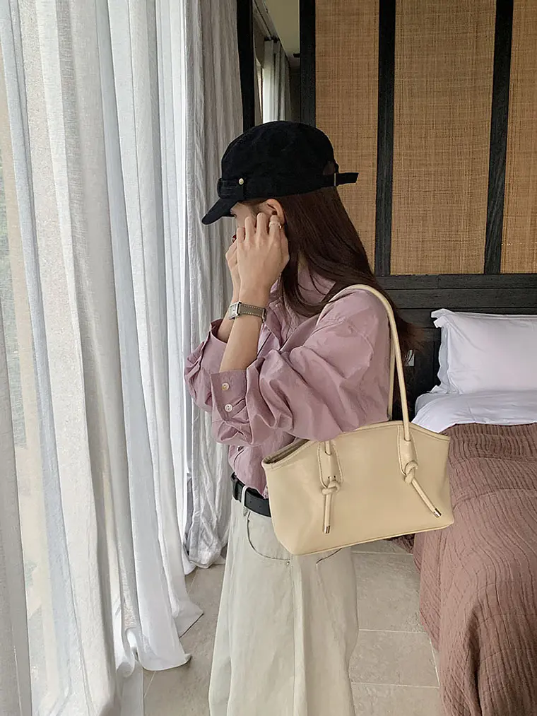 Bolso de Hombro Rectangular · Asas Largas con Nudo · Estilo Urbano Minimalista 13
