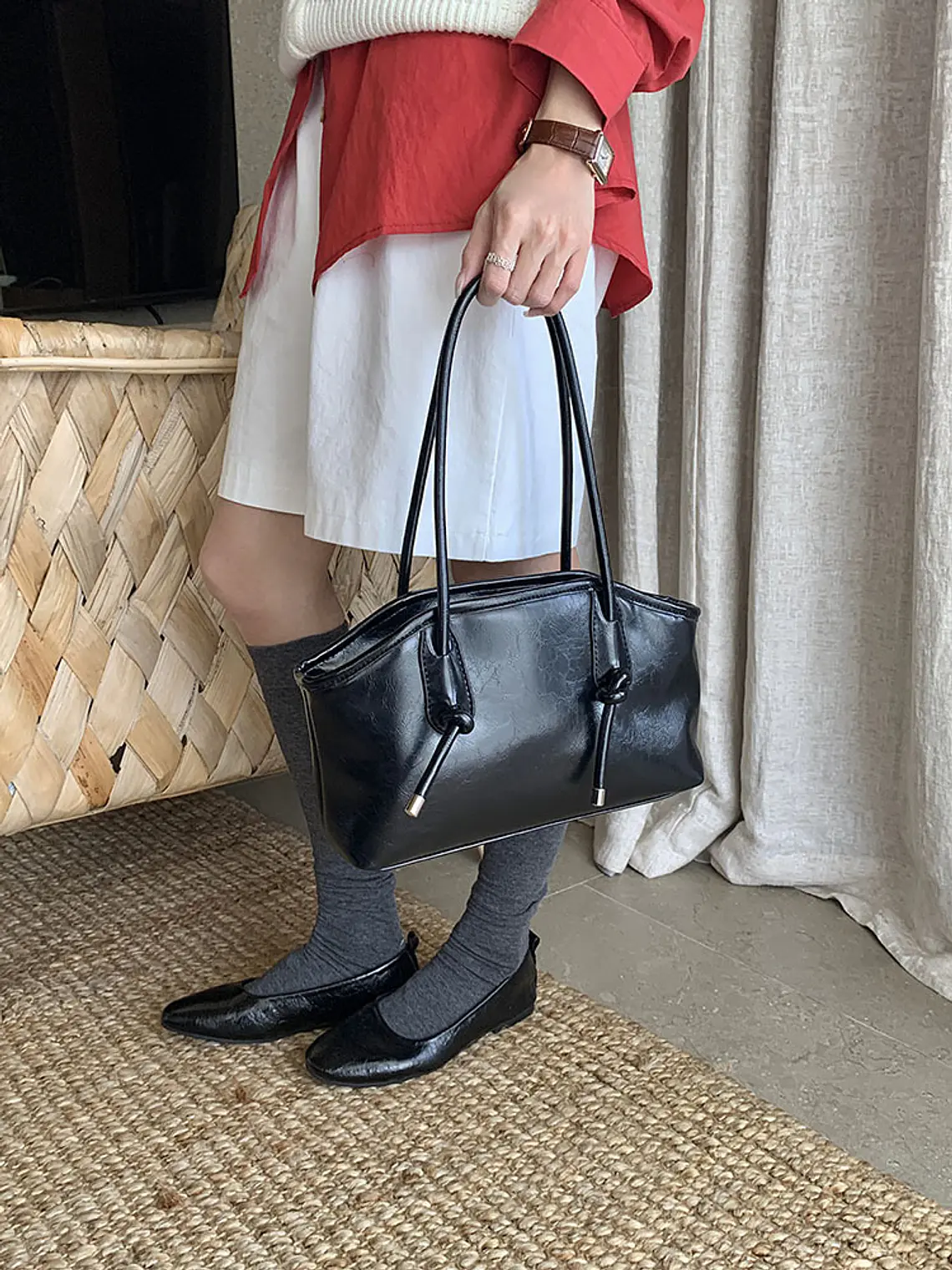 Bolso de Hombro Rectangular · Asas Largas con Nudo · Estilo Urbano Minimalista 5