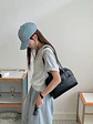 Bolso Bowling con Bolsillo Frontal · Asas Largas Dobles · Estilo Urbano Retro - Miniatura 1