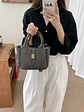 Bolso Tote Estructurado con Cierre Metálico · Correa Ajustable · Estilo Urbano Minimalista - Miniatura 9