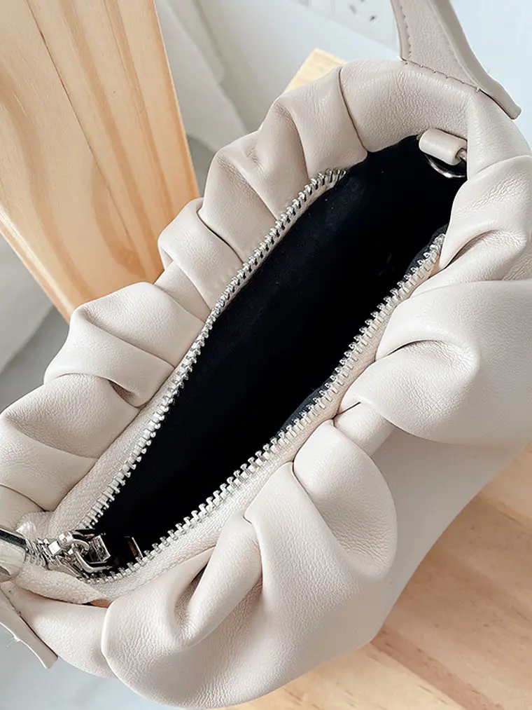 Bolso Mini Fruncido con Asa Curva · Pliegues Suaves · Estilo Minimalista 8