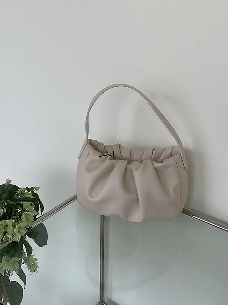 Bolso Mini Fruncido con Asa Curva · Pliegues Suaves · Estilo Minimalista 6