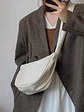 Bolso Hobo Curvo con Correa Ancha · Cierre de Aro Metálico · Estilo Urbano - Miniatura 2