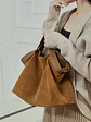 Bolso Tote de Gamuza con Caída Natural · Asas Dobles - Miniatura 10