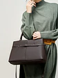 Bolso Tote de Cuero · Cinturón Frontal · Elegancia Estructurada - Miniatura 3