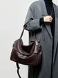 Bolso Hobo de Cuero · Solapa Suave · Volumen Relajado - Miniatura 3