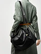 Bolso Hobo de Cuero · Solapa Suave · Volumen Relajado - Miniatura 11