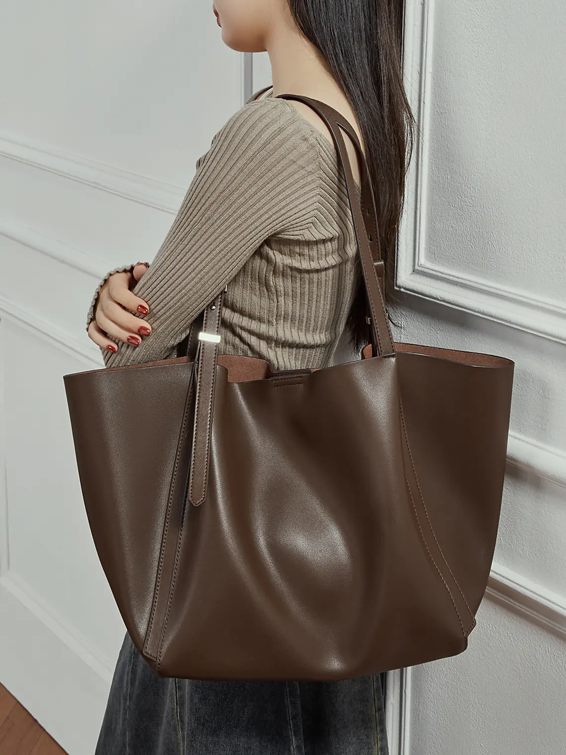 Bolso Tote de Cuero · Formato Amplio 10