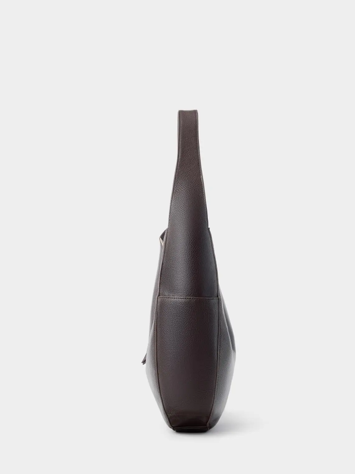 Bolso Hobo de Cuero Vacuno · Silueta Suave · Estilo Minimalista 6
