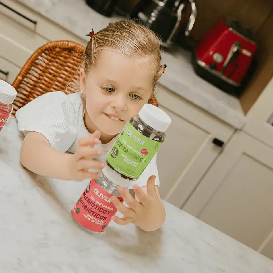 PACK KIDS ESENCIAL (Multivitamínico kids + Pre y probióticos) 2