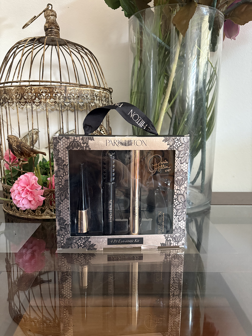 Máscaras y delineador Paris Hilton 1