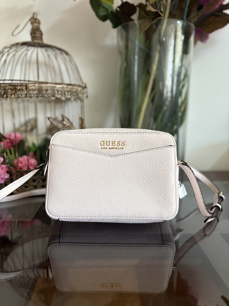 Crossbody Guess rosa palido 1
