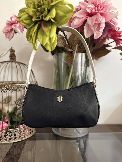 Shoulder bag Tommy Hilfiger