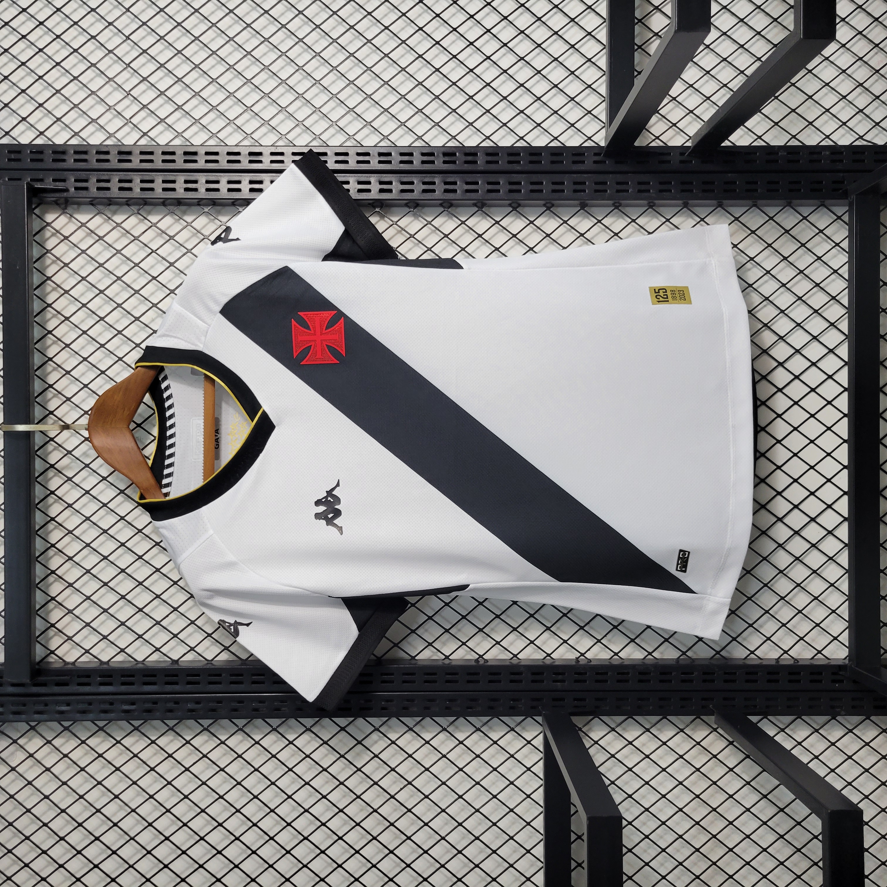 VASCO DA GAMA AWAY 23/24 TORCEDOR FEMININO 1