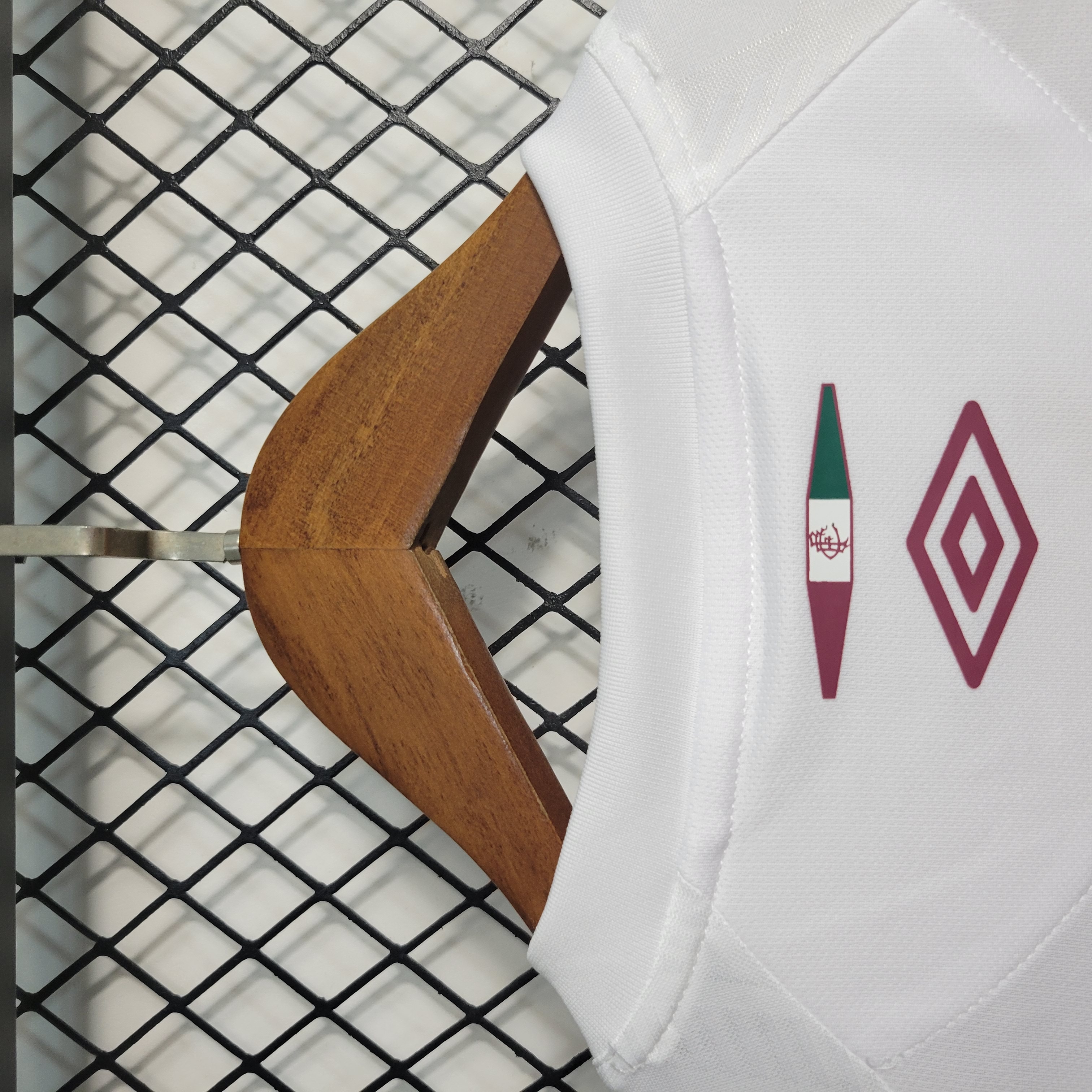 FLUMINENSE AWAY 23/24 TORCEDOR 4