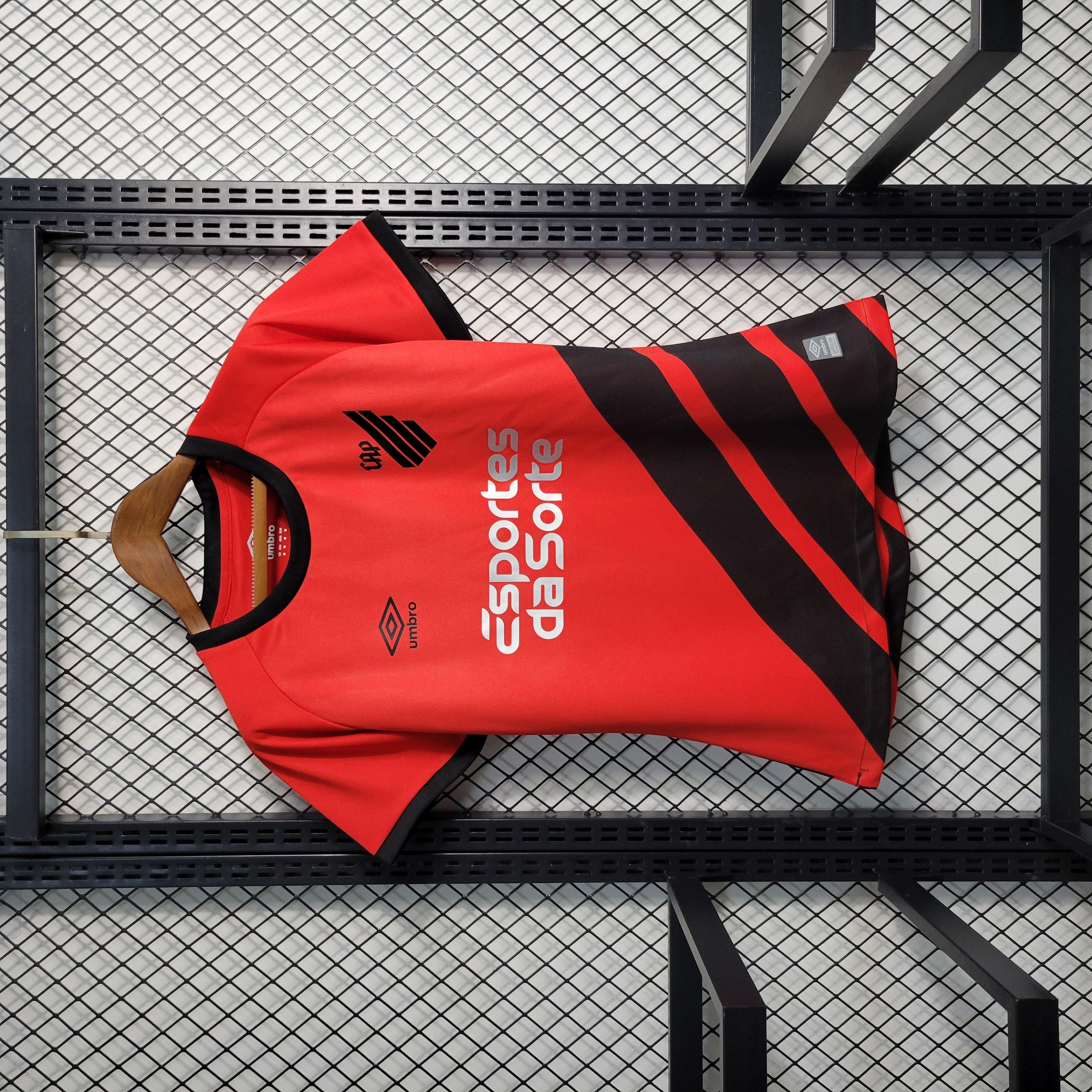 ATHLETICO PARANAENSE HOME 23/24 FEMININA 1