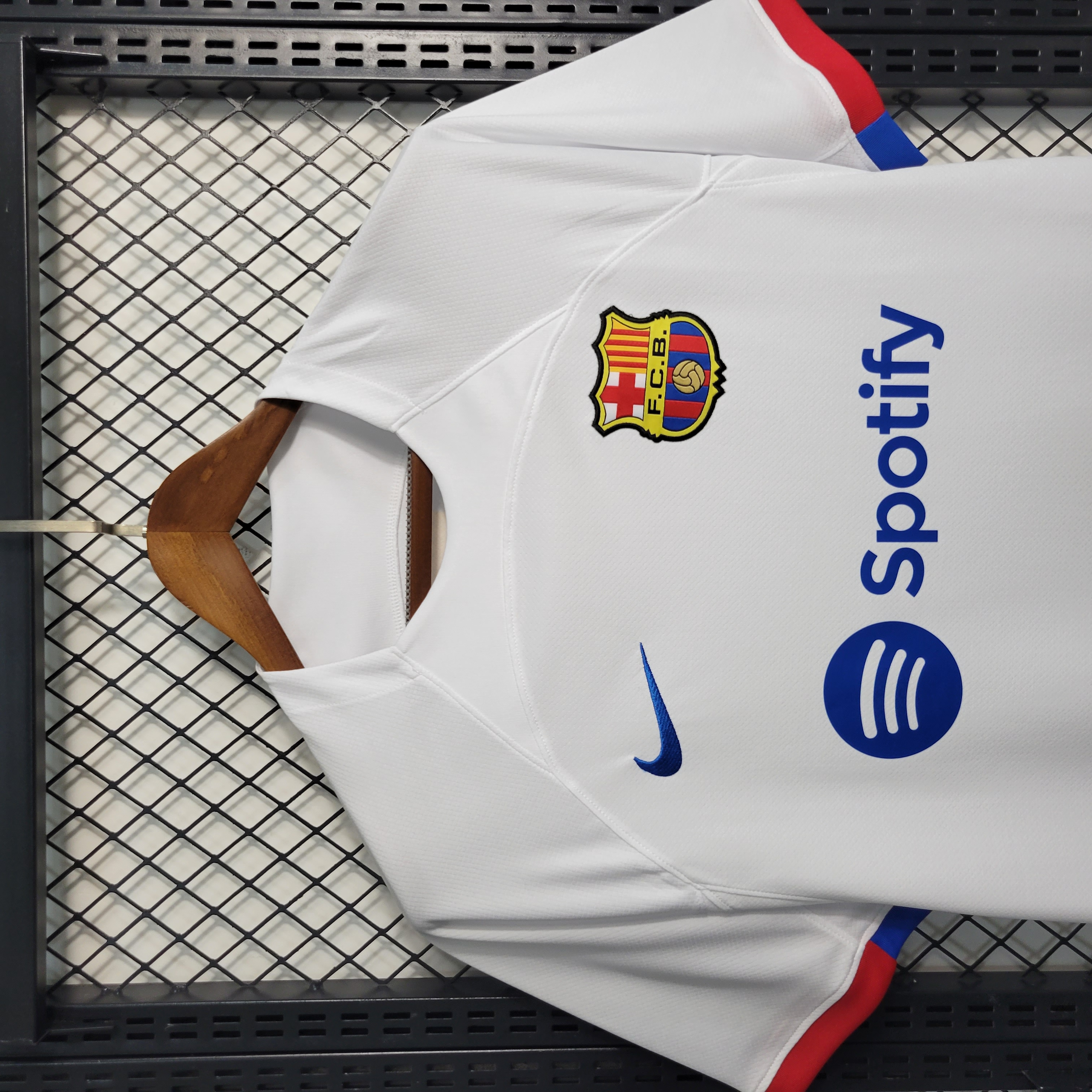 BARCELONA AWAY 23-24 8