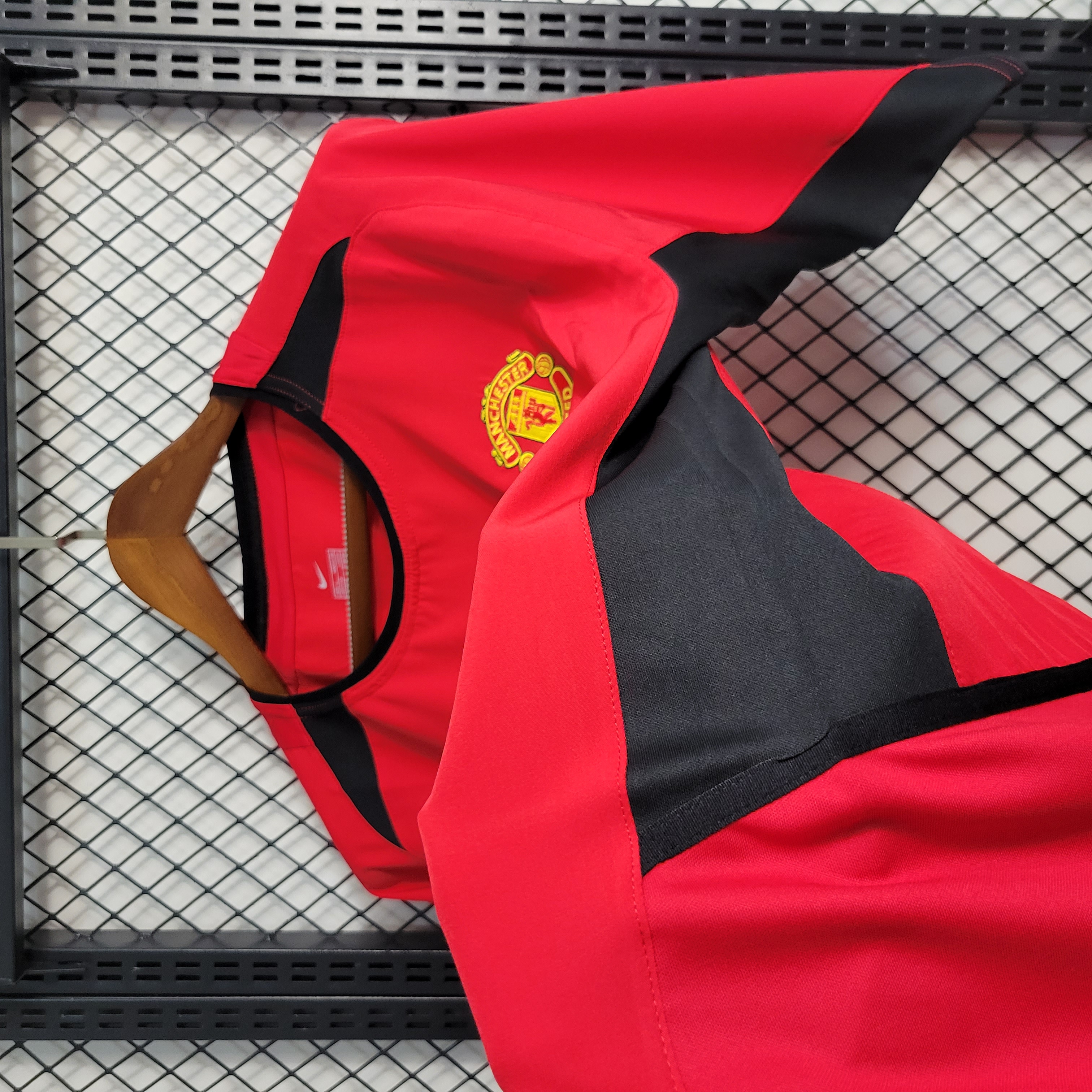 MANCHESTER UNITED RETRO 2004 5