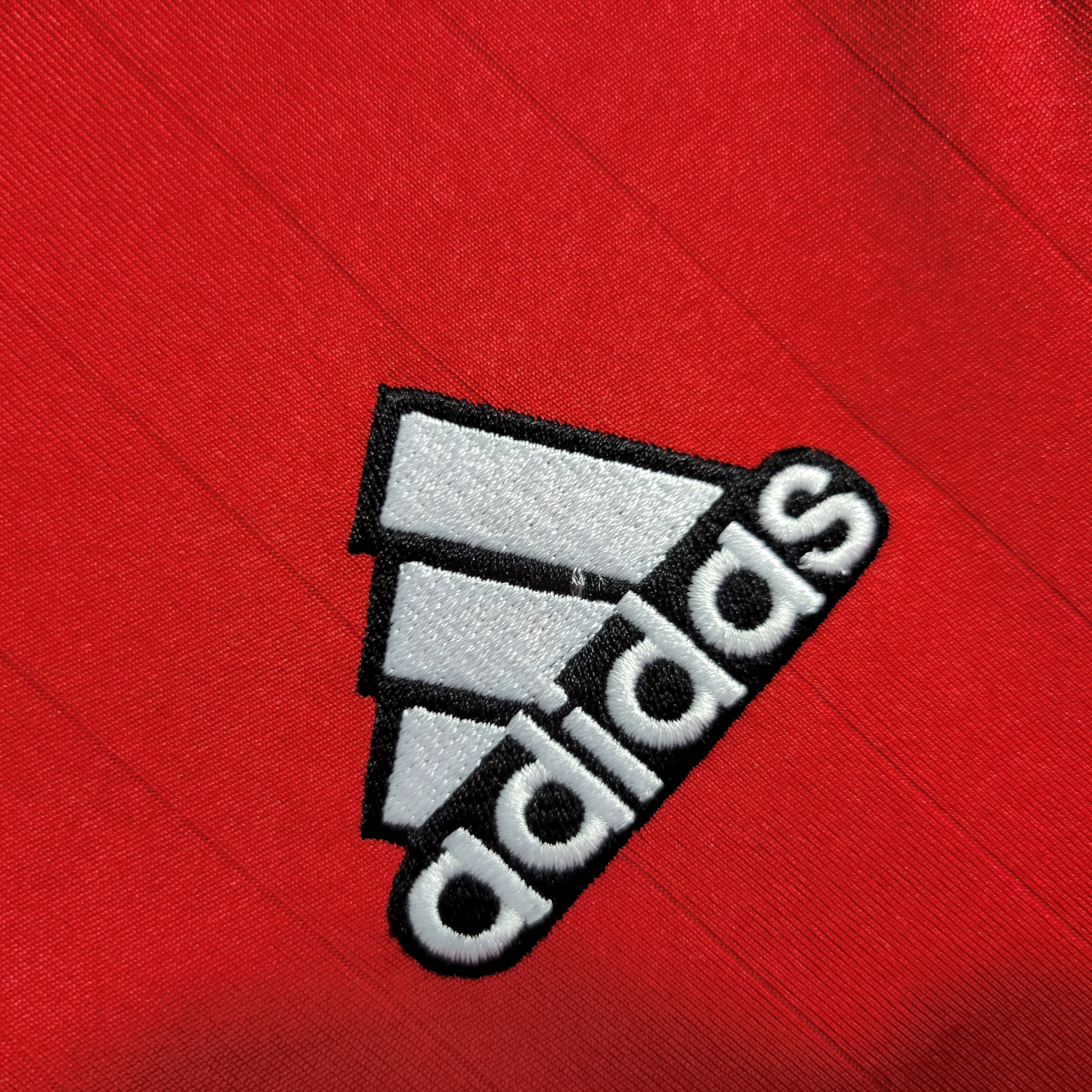 MANCHESTER UNITED HOME 22-23 6