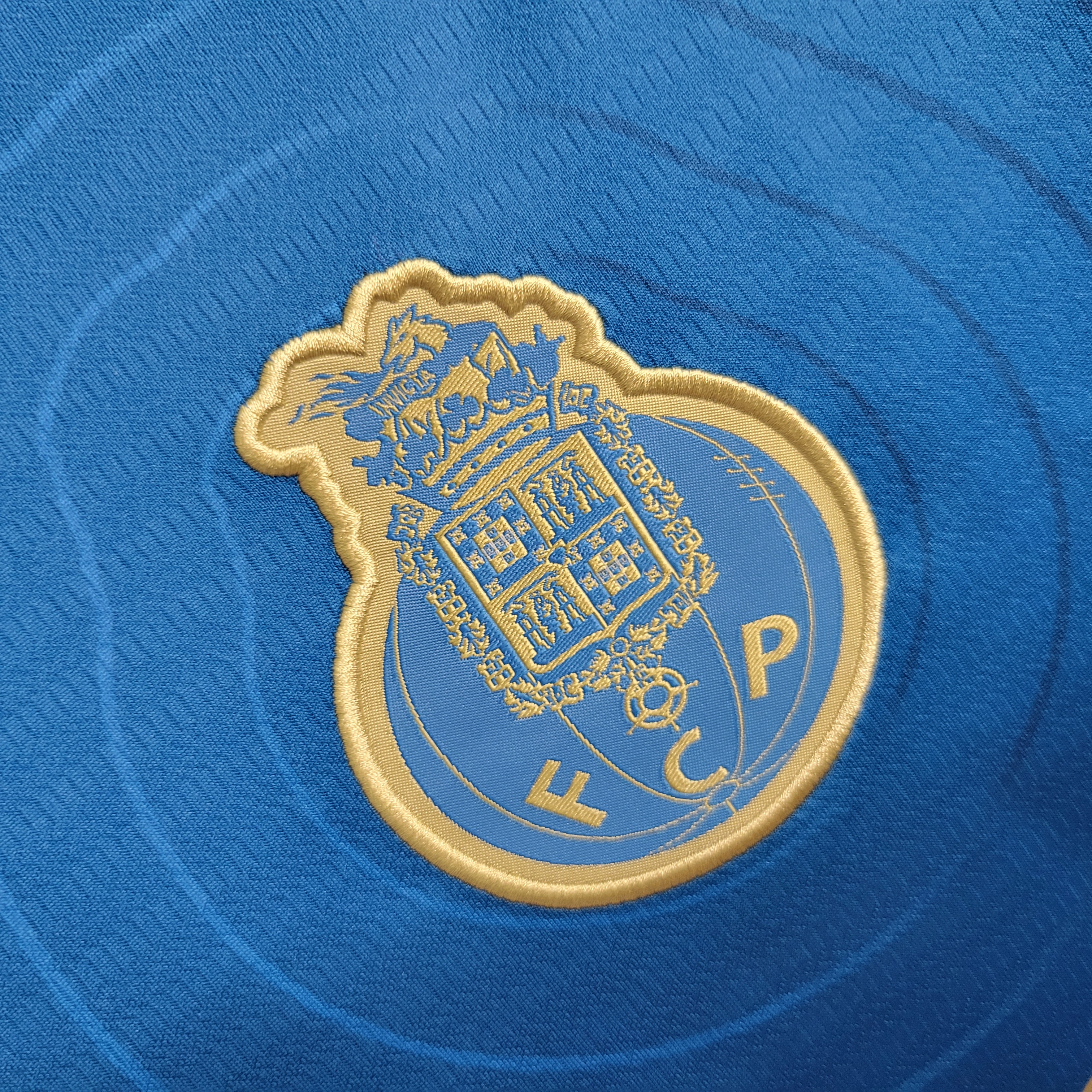 FC PORTO AWAY 23-24 3