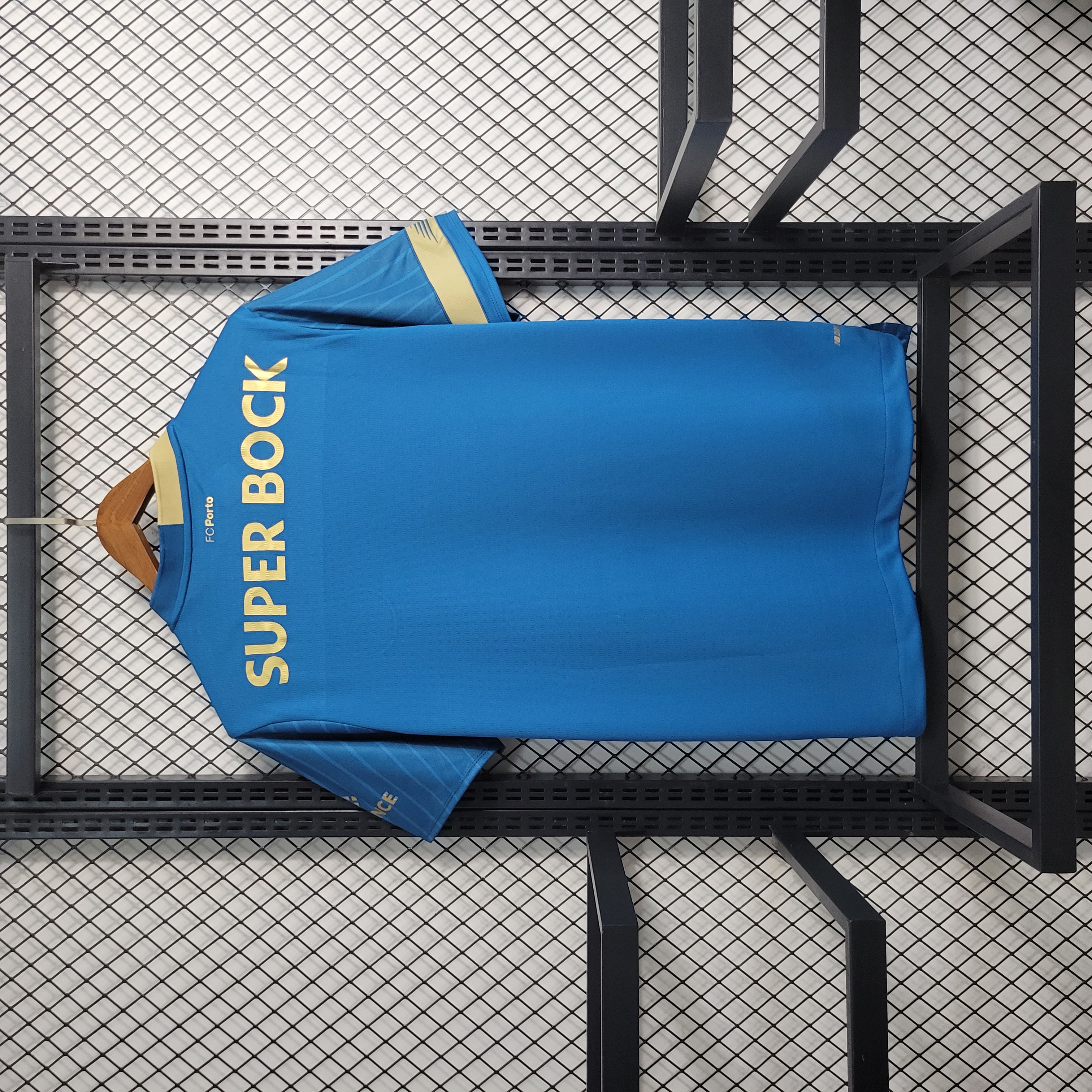 FC PORTO AWAY 23-24 9