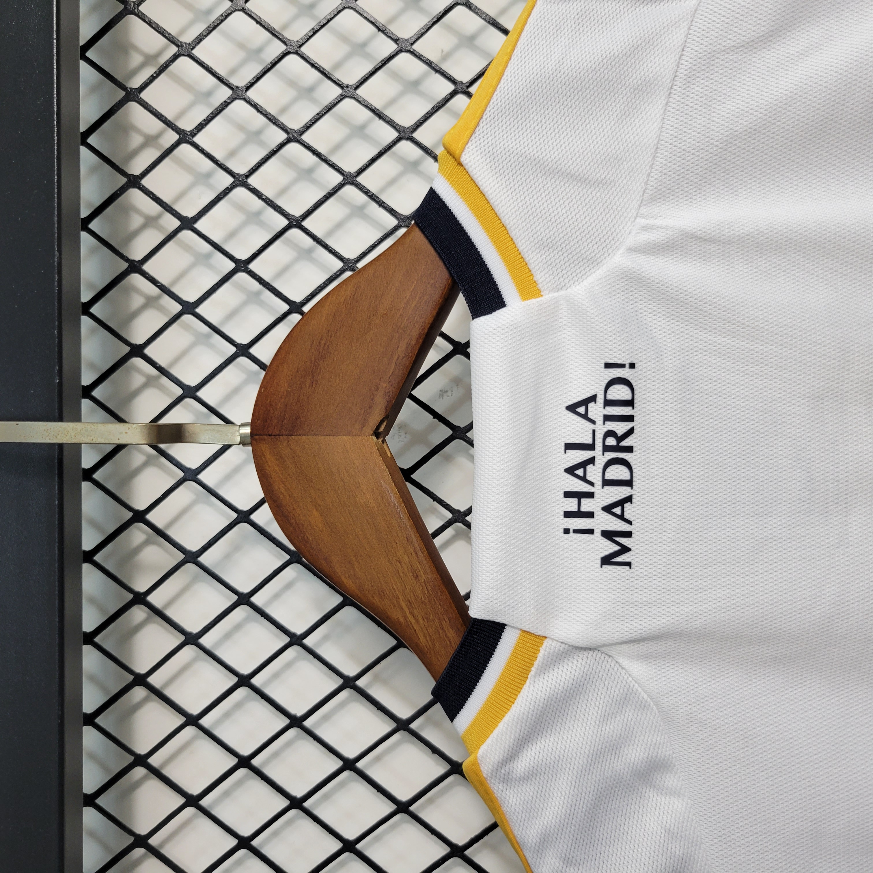 KIT CRIANÇA REAL MADRID HOME 23-24 3