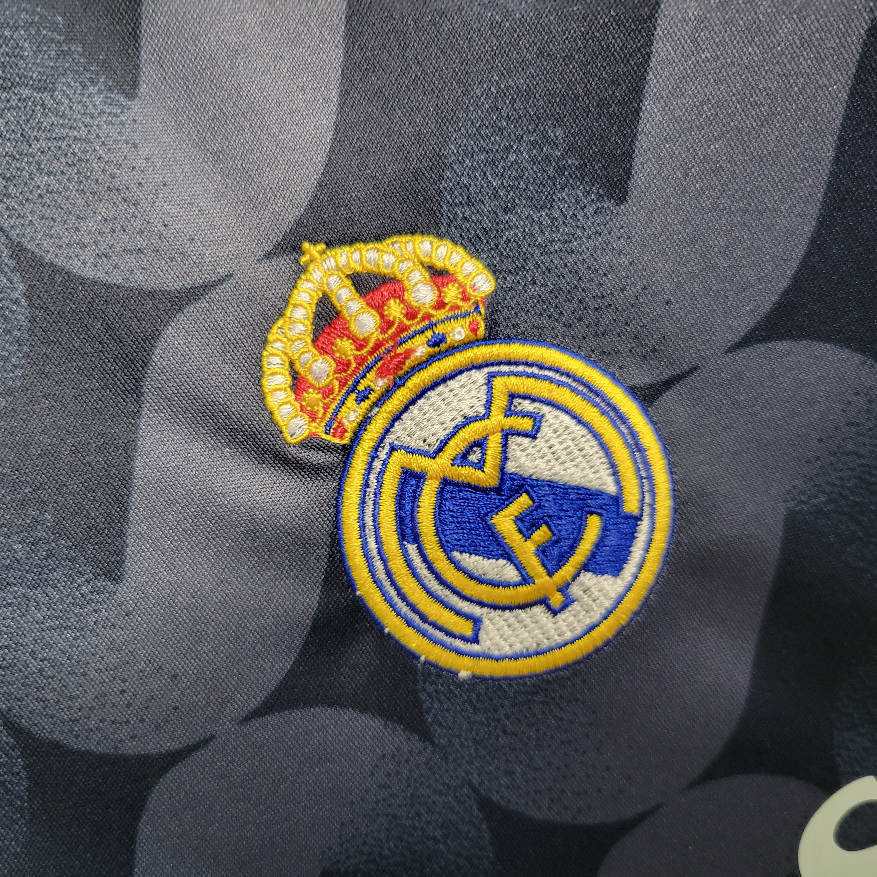 KIT CRIANÇA REAL MADRID AWAY 23-24 2