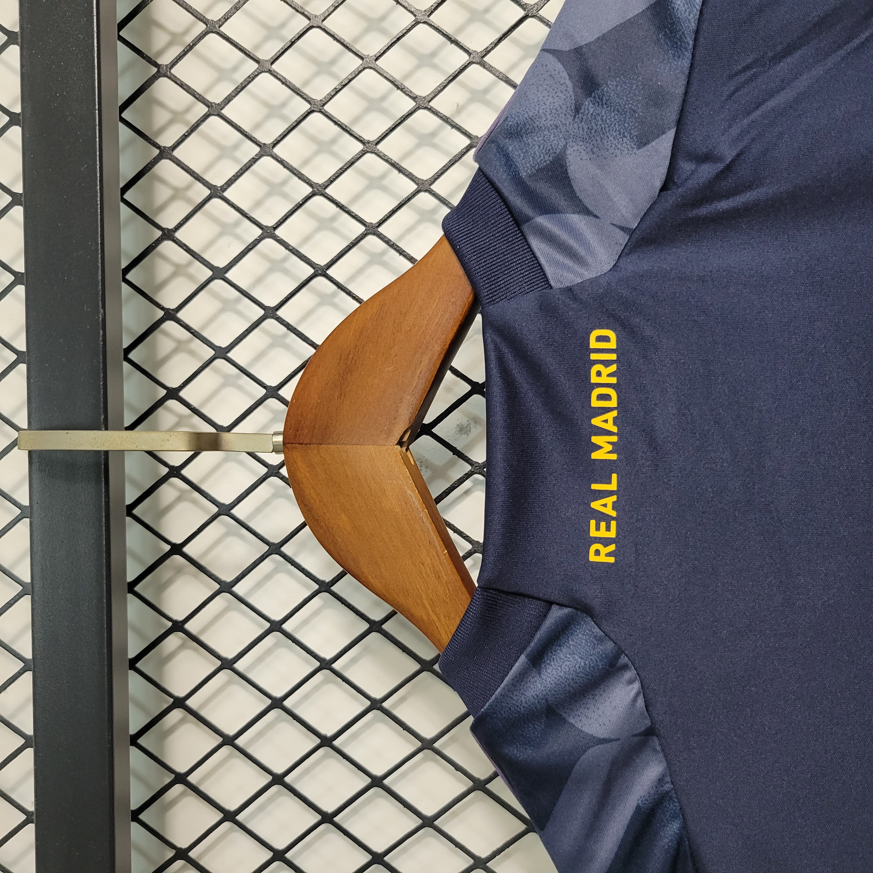 KIT CRIANÇA REAL MADRID AWAY 23-24 5