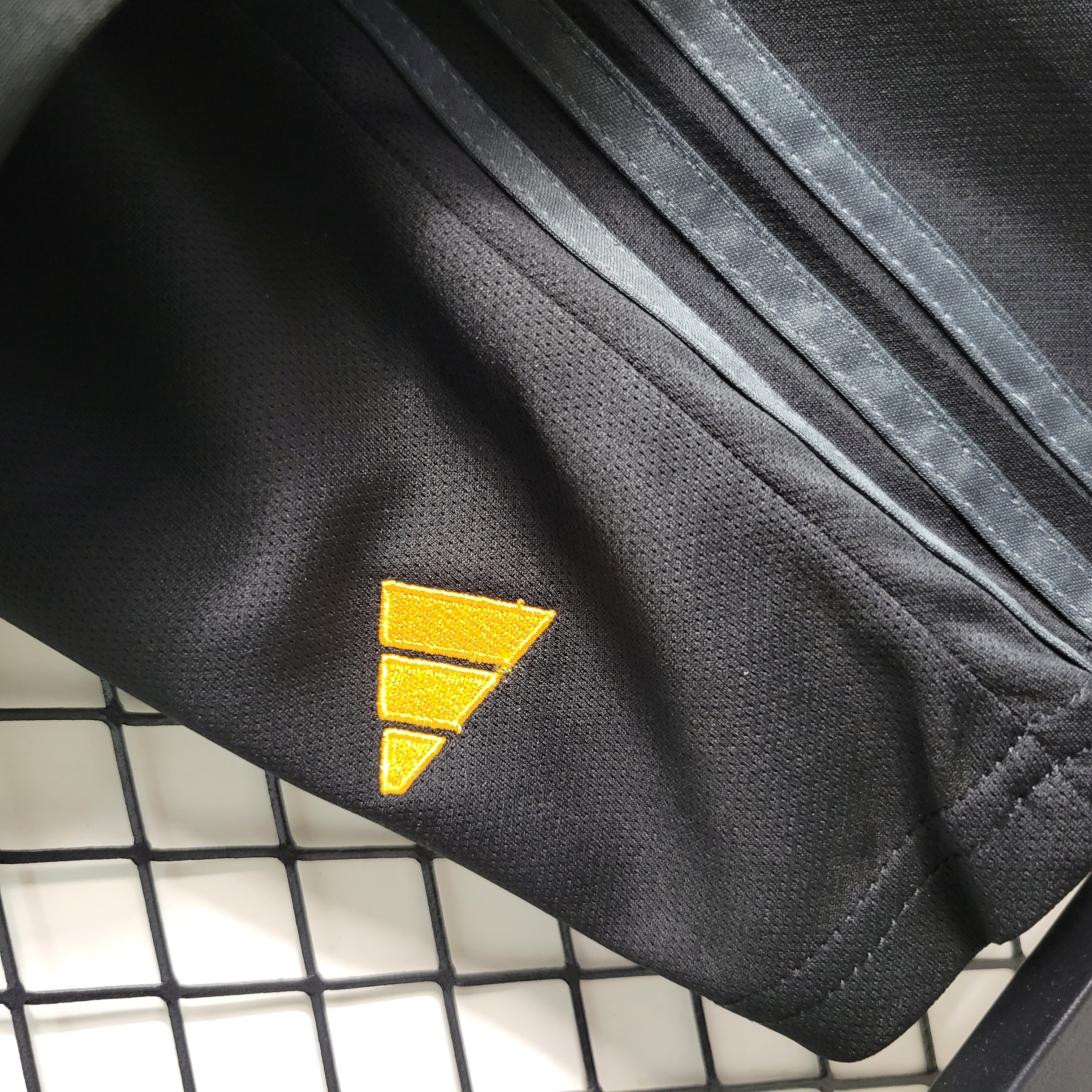 KIT CRIANÇA REAL MADRID THIRD 23-24 3