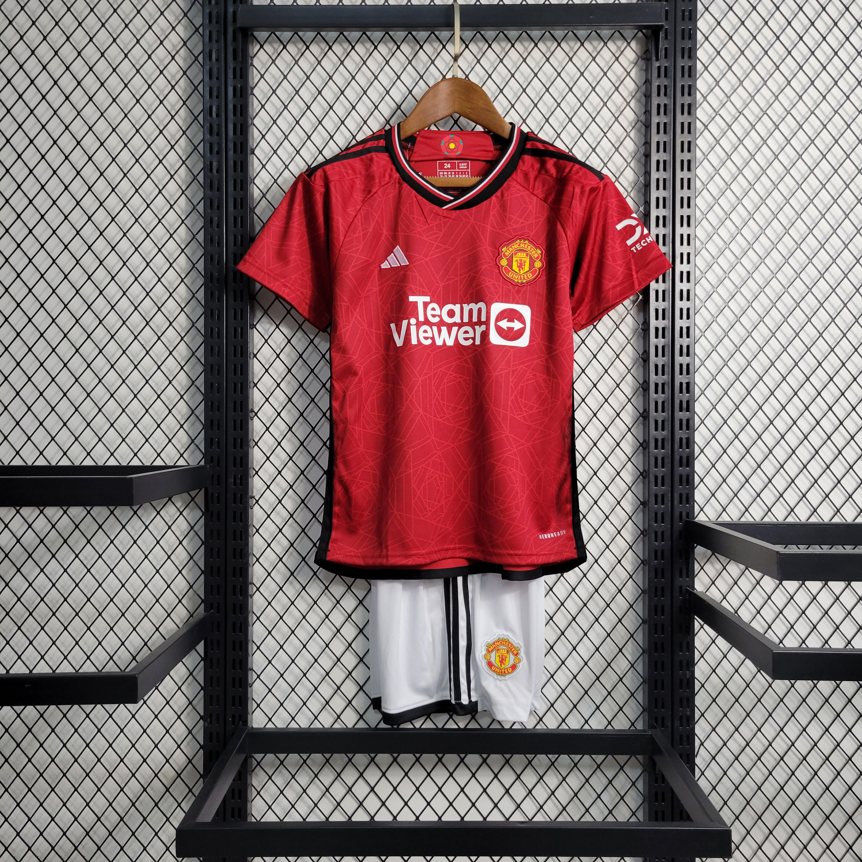 KIT CRIANÇA MANCHESTER UNITED HOME 23-24 1