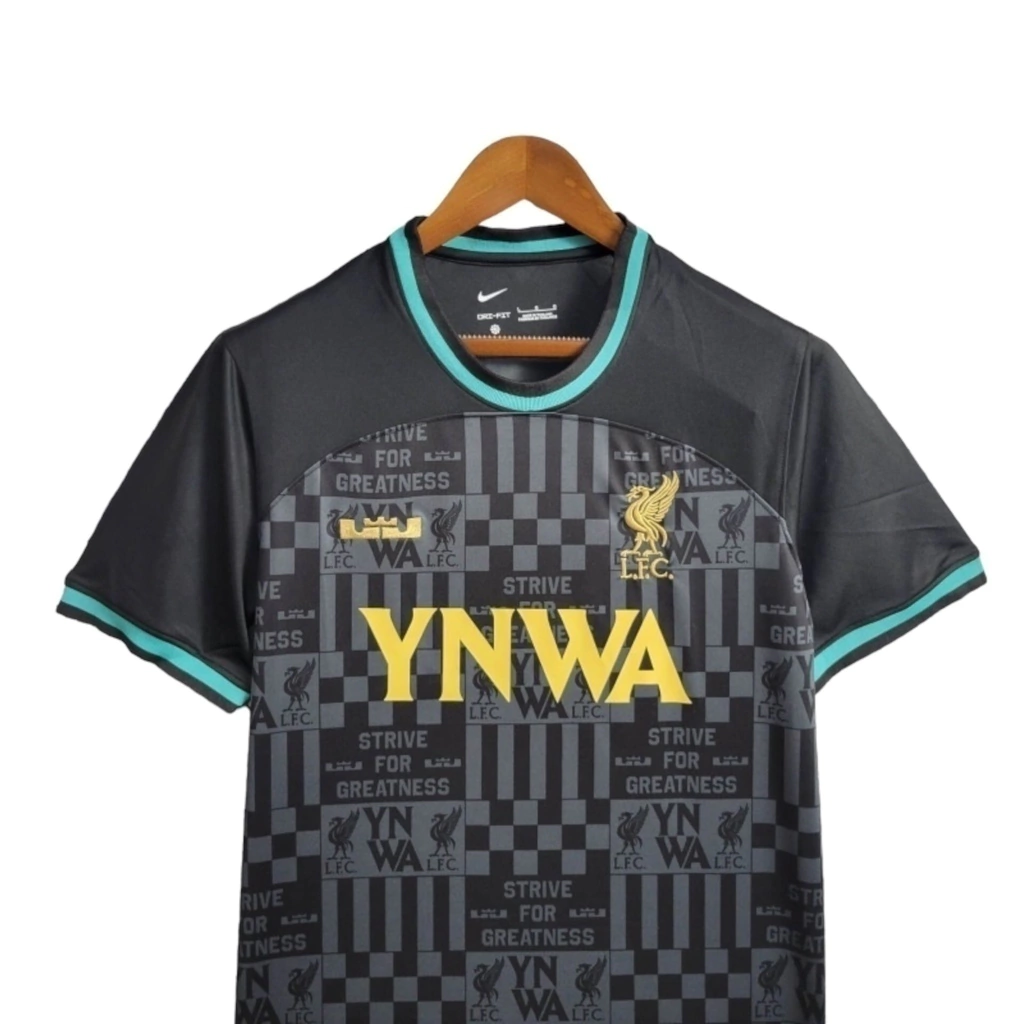 Liverpool Edição especial 24/25 - Torcedor Nike Masculina - Preta com detalhes em verde 5