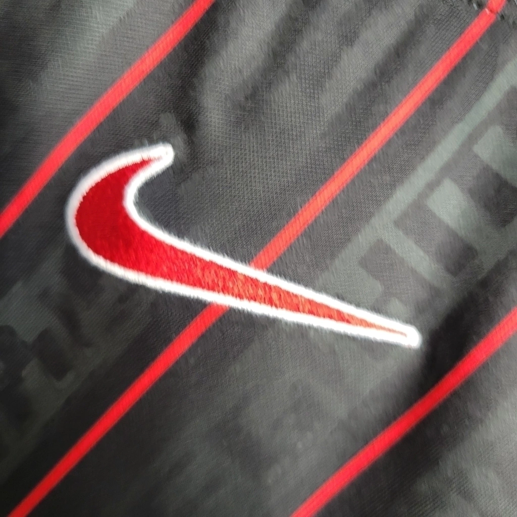 Liverpool Edição Especial 23/24 - Torcedor Nike Masculina - Preta 2